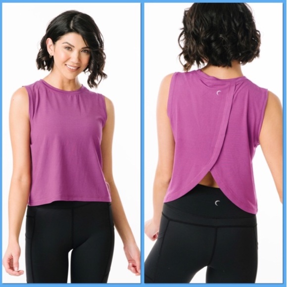 ZYIA Tops Nwt Zyia Elegant Muscle Tank Poshmark